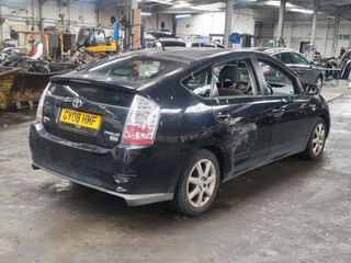 Toyota Prius 2  XW20 рест. 2008