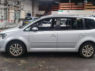 Volkswagen Touran 2-й рест. 2011