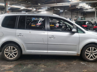 Volkswagen Touran 2-й рест. 2011