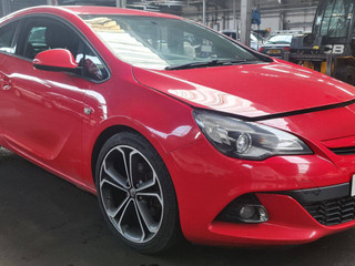 Opel Astra GTC J рест. 2015