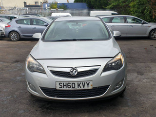 Opel Astra J 2010