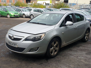 Opel Astra J 2010