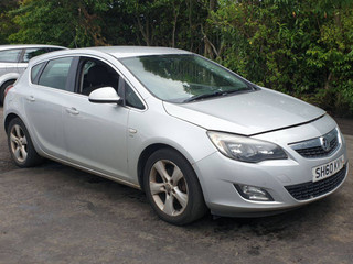 Opel Astra J 2010