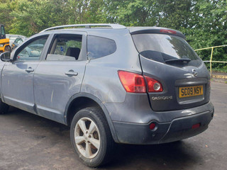 Nissan Qashqai+2 J10 2009
