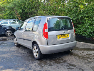 Skoda Roomster  5J 2006