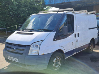 Ford Transit 7 2010