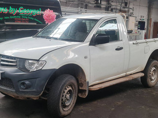 Mitsubishi L200 4  рест. 2011