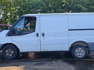 Ford Transit 7 2010