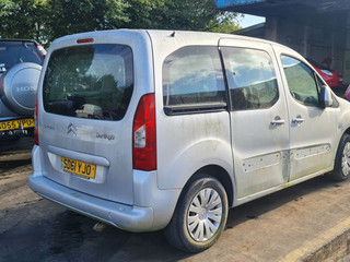 Citroen Berlingo 2  (B9) 2011