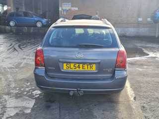 Toyota Avensis 2  (T250) 2004