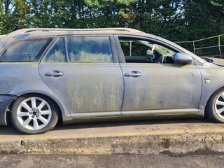 Toyota Avensis 2  (T250) 2004