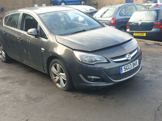 Opel Astra J рест. 2013