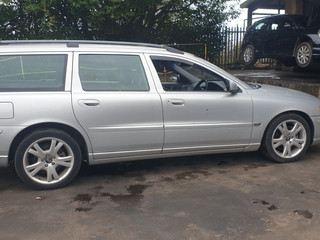 Volvo V70 2  рест. 2005