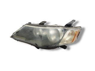 Фара галоген левая Mitsubishi Outlander 2 поколение CW 2008, 2.0 л., DiD, BSY, дизель, 6МКПП, amethyst black / 42x, внедорожник 5 дв., полный привод, правый руль, 8301A151