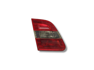 фонарь крышки багажника левый Mercedes-Benz B-Класс W245 [рестайлинг] 2008, 2.0 л., CDi, OM 640.941, дизель, вариатор, kosmosschwarz / 191, минивэн, передний привод, правый руль, A1698201564