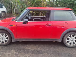 Mini Cooper  R50 2001