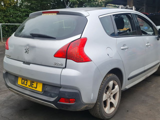 Peugeot 3008 2011