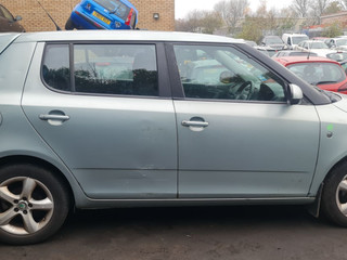 Skoda Fabia 2  рест. 5J 2011