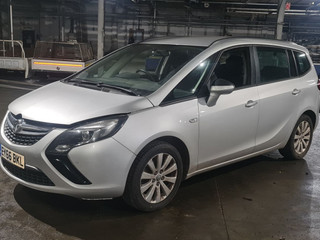 Opel Zafira 3  (C) рест. 2016