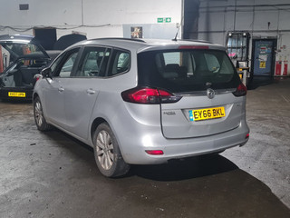 Opel Zafira 3  (C) рест. 2016