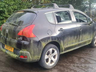 Peugeot 3008 2011