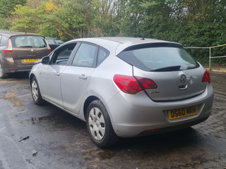 Opel Astra J 2010