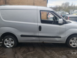 Opel Combo 4  (D) 2012