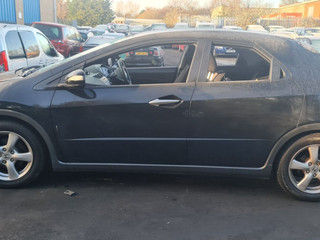 Honda Civic 8  рест. FK2 2009
