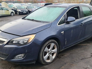 Opel Astra J 2010