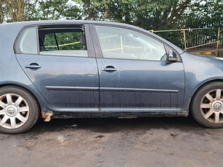 Volkswagen Golf 5 2004