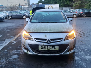 Opel Astra J рест. 2014