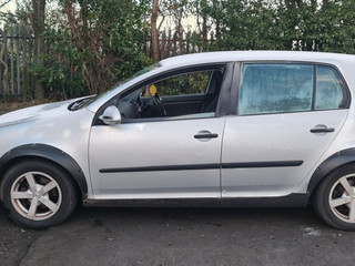 Volkswagen Golf 5 2004