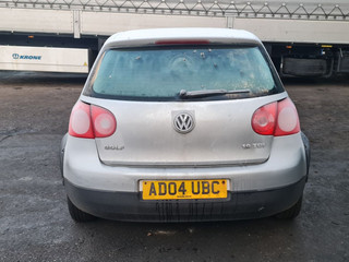 Volkswagen Golf 5 2004