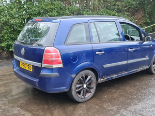 Opel Zafira 2  (B) 2006