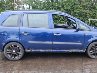 Opel Zafira 2  (B) 2006