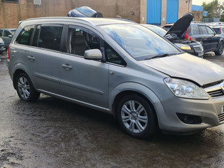 Opel Zafira 2  (B) рест. 2010