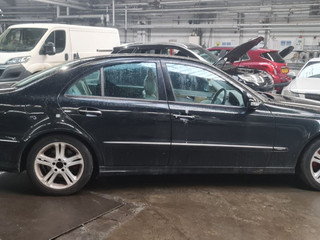 Mercedes-Benz E-Класс W211/S211 2004