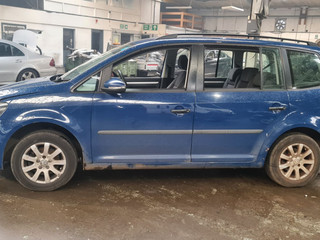 Volkswagen Touran 2-й рест. 2011