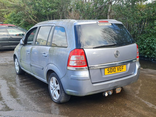 Opel Zafira 2  (B) рест. 2010