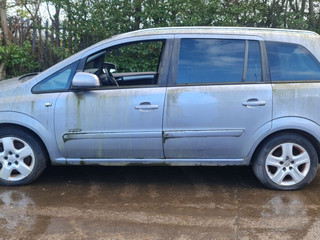 Opel Zafira 2  (B) рест. 2010