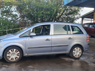Opel Zafira 2  (B) рест. 2008