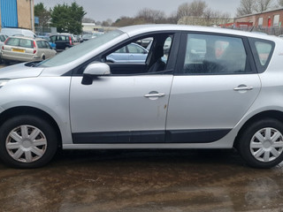 Renault Scenic 3 2011
