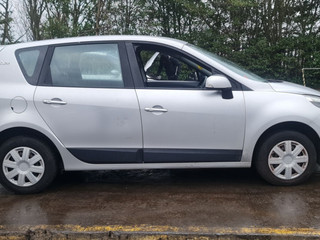 Renault Scenic 3 2011