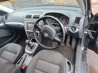 Skoda Octavia 2  (A5) рест. 1Z 2011