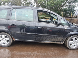 Opel Zafira 2  (B) рест. 2008