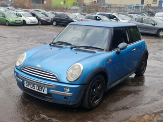 Mini Cooper рест. R50 2005
