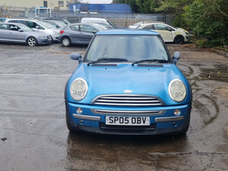 Mini Cooper рест. R50 2005