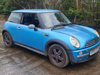 Mini Cooper рест. R50 2005
