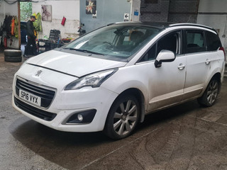 Peugeot 5008 рест. T8 2016