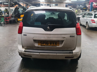 Peugeot 5008 рест. T8 2016